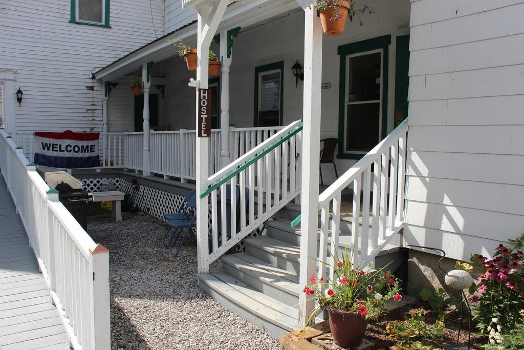 White Mountains Hostel Conway Exterior photo